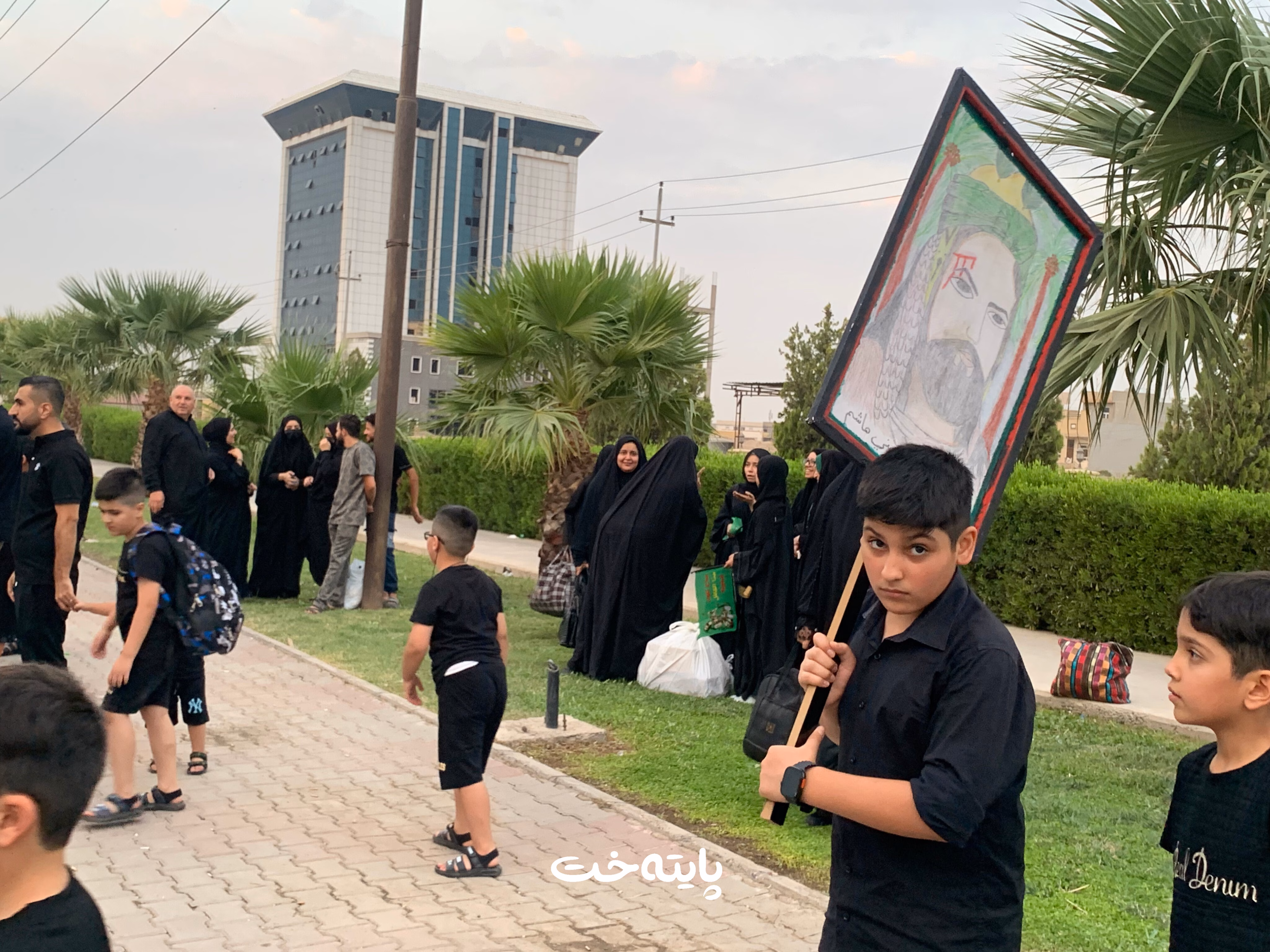 سەدان زیارەتکار بەهۆی هەناسە تەنگی گەیەندرانە نەخۆشخانە