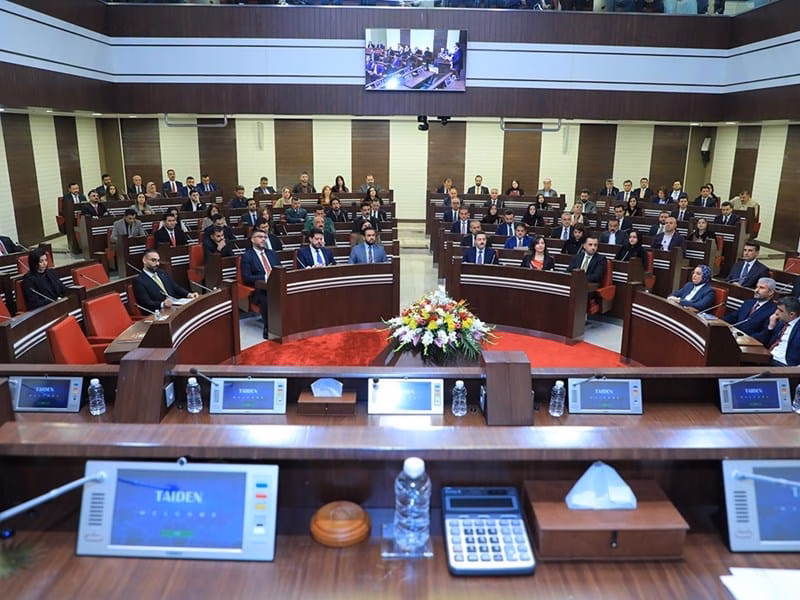 بەڕێوەبەری راگەیاندنی پەرلەمان بۆ پایتەخت: وەرزی یاسادانانی پەرلەمان دەستپێدەکاتەوە