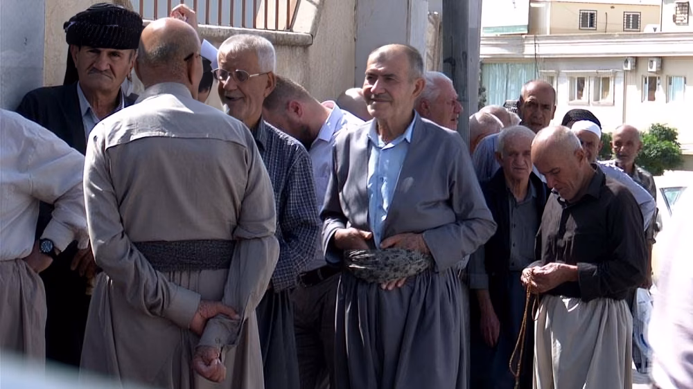 خانەنشینان 8 مووچە بەسەر یەکەوە وەردەگرن