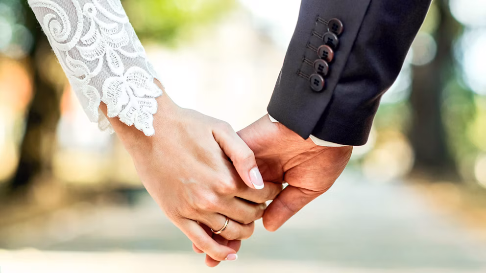 ئەو کەسانەی تازە هاوسەرگیرییان کردووە ئاگادار دەکرێنەوە