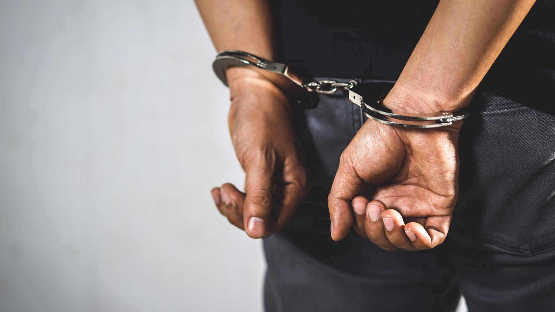 له ههولێر و دهۆك نزیكهی ههزار تۆمهتباری ماددهی هۆشبهر دهستگیركراون