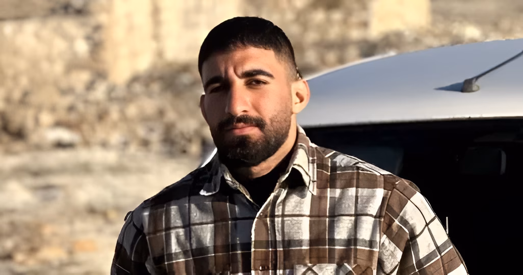 ئەو گەنجەی وێنەی خامنەیی سووتاند ڕۆژی دواتر بە مردووی دۆزرایەوە