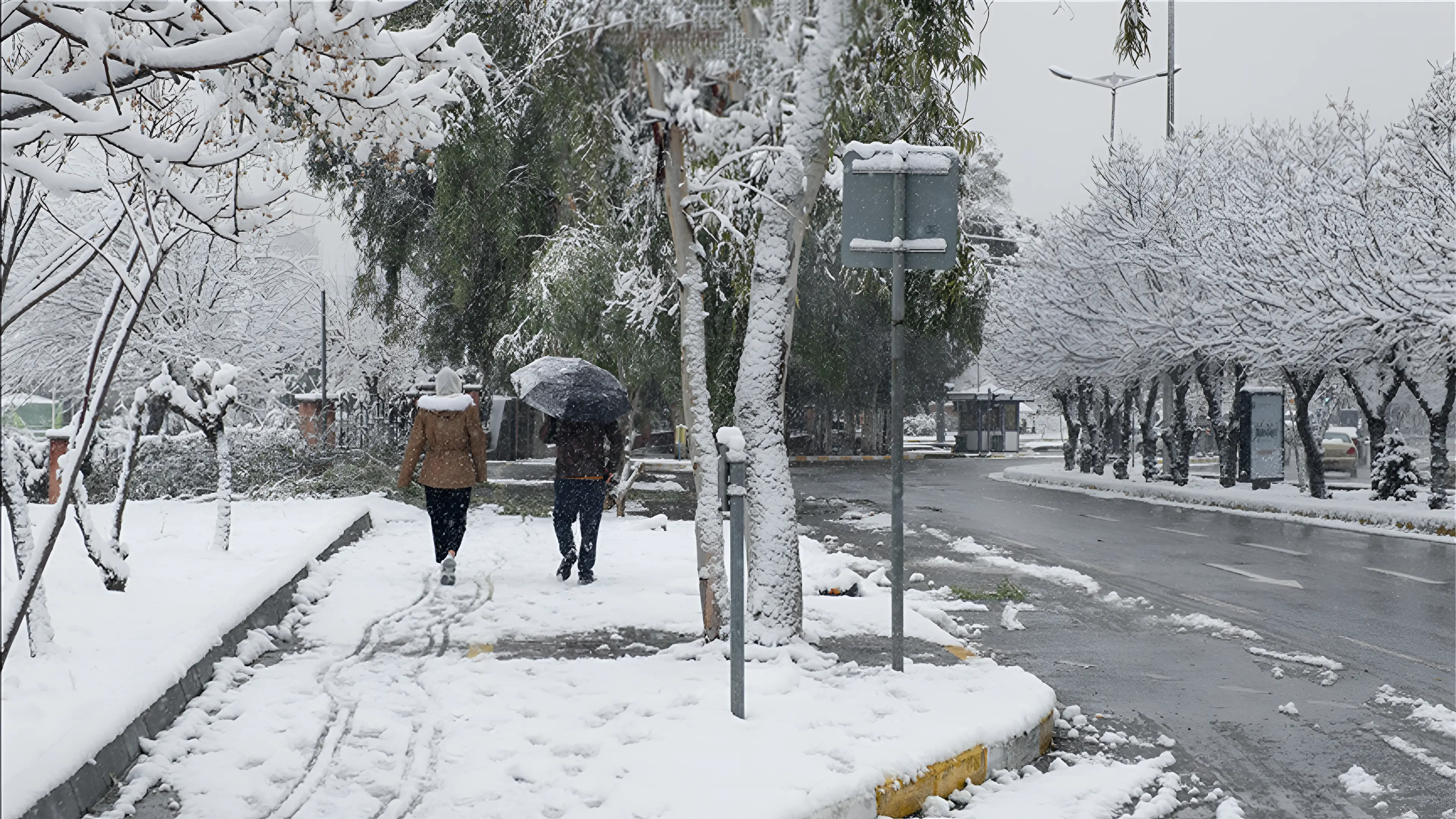 خۆتان بۆ شه‌ڕە به‌فر ئاماده‌ بكه‌ن و سبه‌ی شه‌و ده‌بارێت