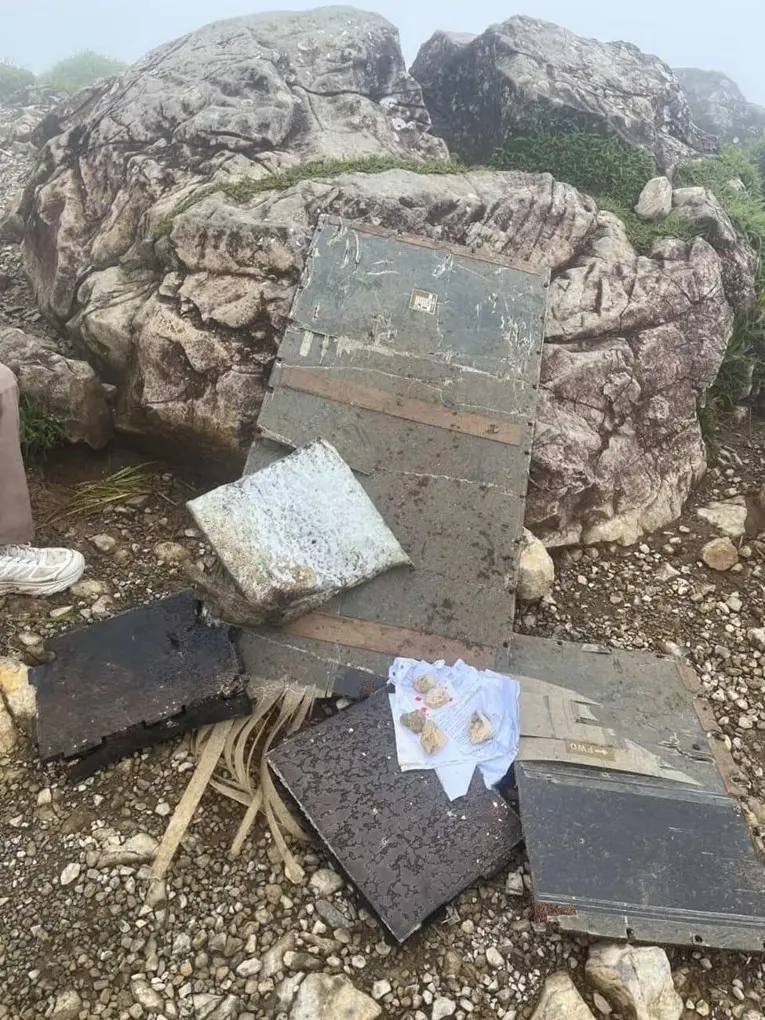 فرۆکەیەک بە 11 کەسەوە لە ئەندەنووسیا بێسەرووشێن بوو