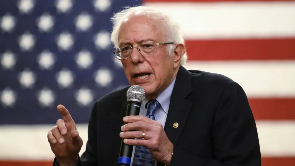 سیناتۆرێكی ئه‌مریكی: تره‌مپ نازانێت چۆن واز له‌ جه‌نگ بێنێت