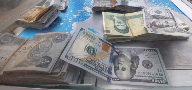 ئێران چۆن لە ماوەی 40 رۆژدا دوو ملیار دۆلار لە عێراق دەباتە دەرەوە؟