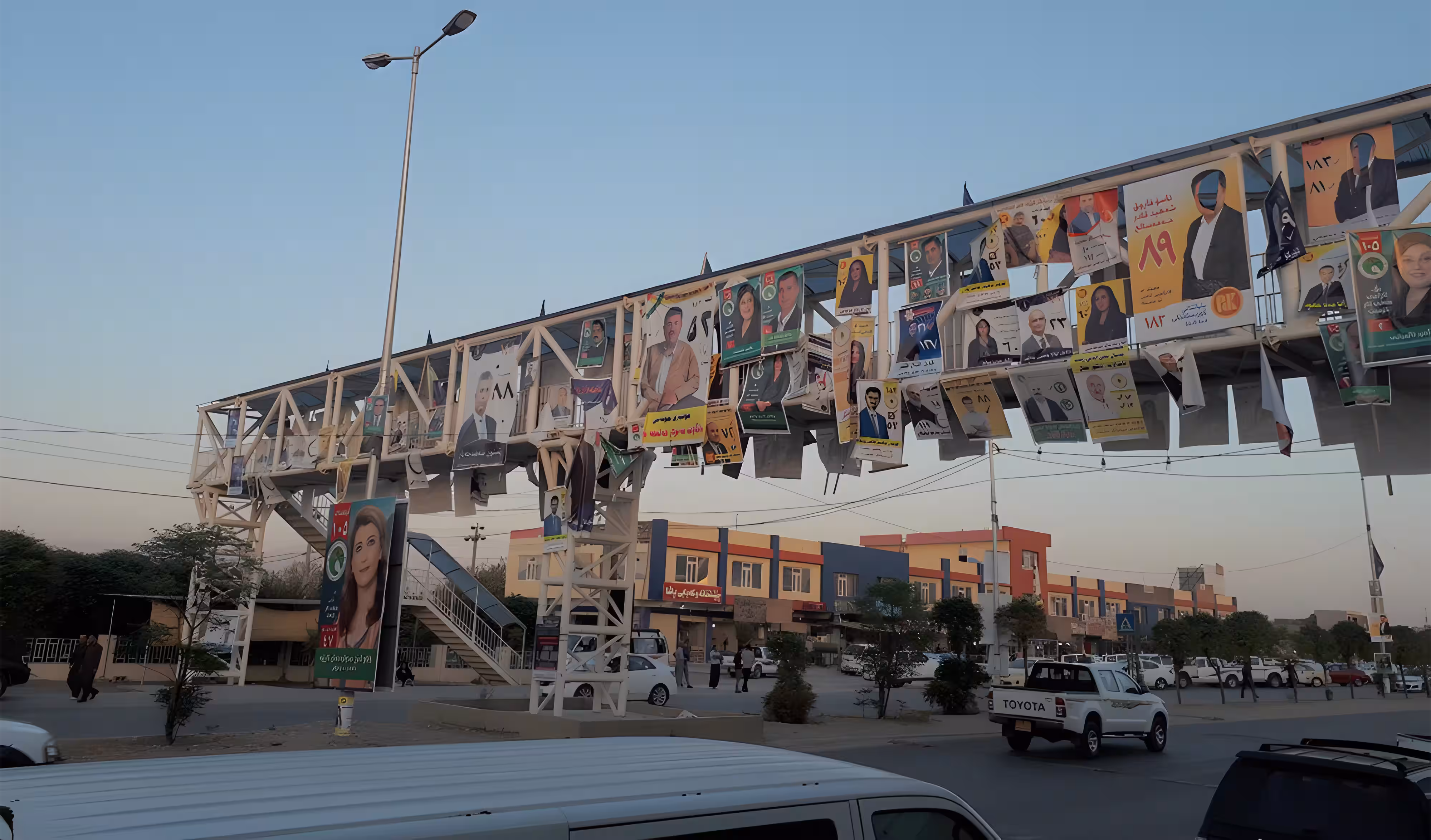 داوا لە بانگەشەکاران دەکرێت لە دواوەی بارهەڵگر سەرنەکەون 