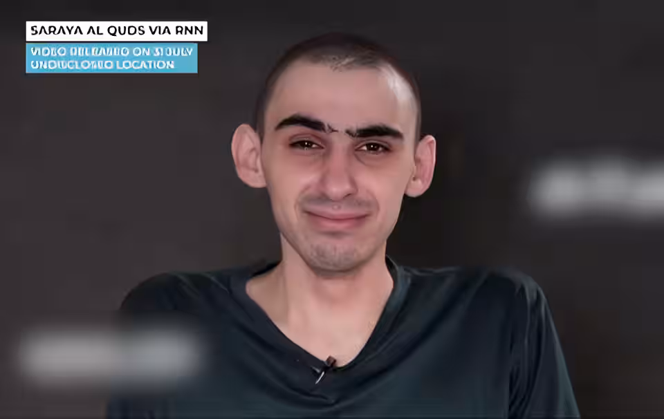 بارمتەیەکی ئیسرائیلی: حەماس بۆ ئەوەی کەرامەتم بشکێنن ڕووتیان کردمەوە