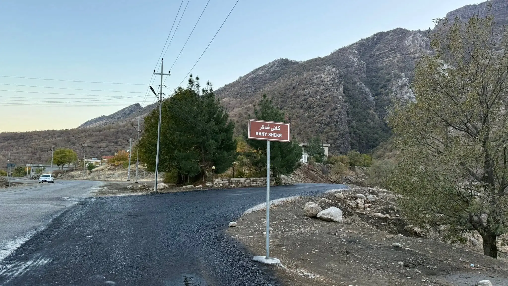 ئه‌و ڕێگه‌یه‌ی ئاوی به‌ تانكه‌ر بۆ 80 گوند دابین ده‌كرد قیرتاوكرا