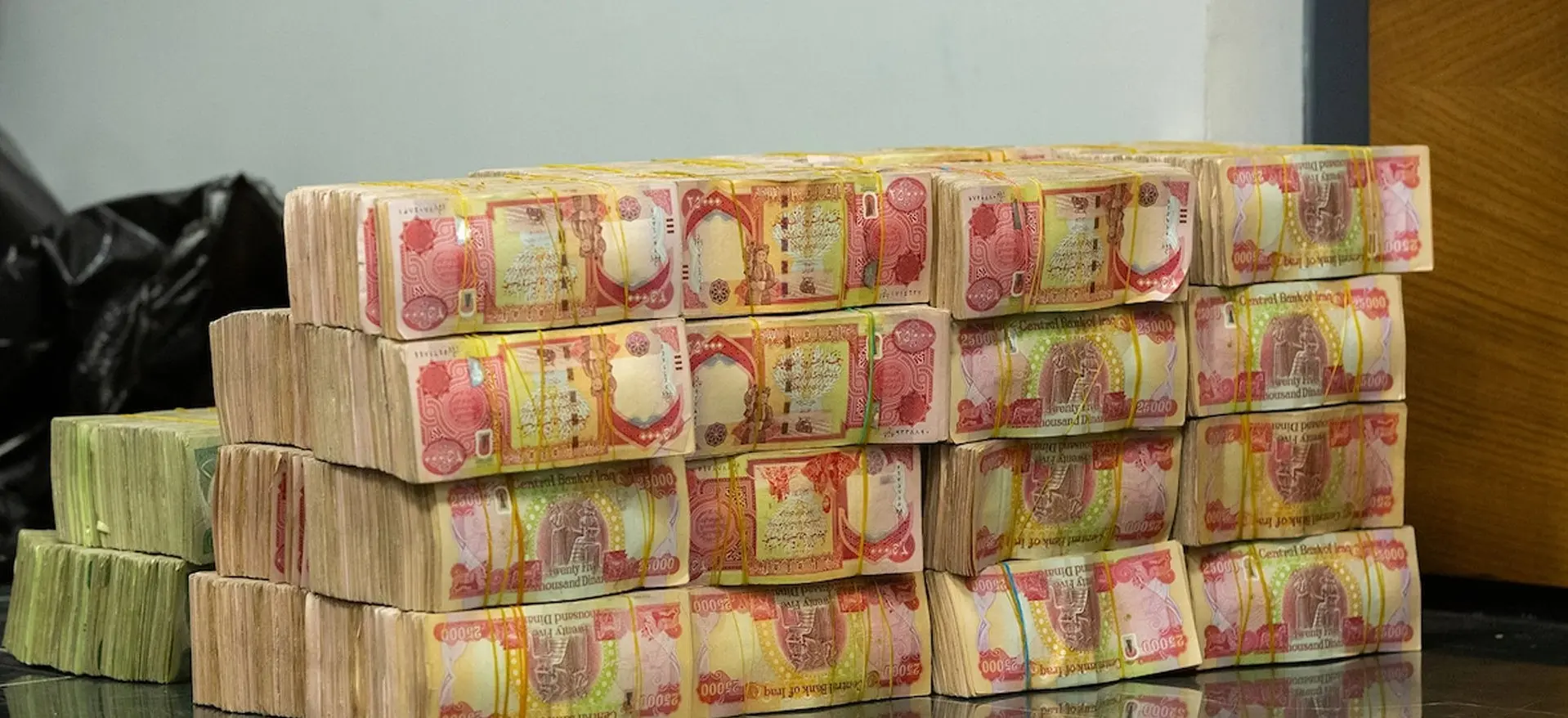 چارەنووسی مووچەی مانگی چوار ئاشکرا دەکرێت