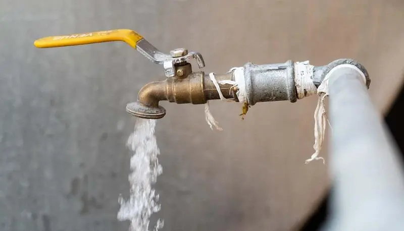 ئاو گەیشتەوە ماڵان 